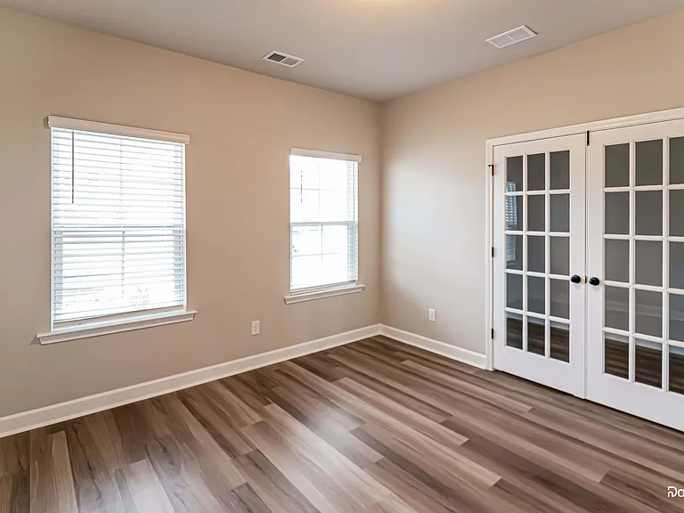 429 Carrara Dr — Photo 13