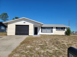 8053 Fox Hollow Dr, Port Richey, FL 34668