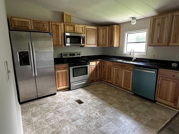 5th image of 99 Monticello Dr