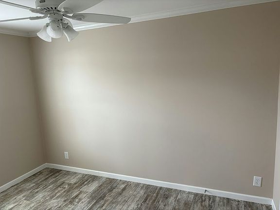 4th image of 10201 W Beaver St #243