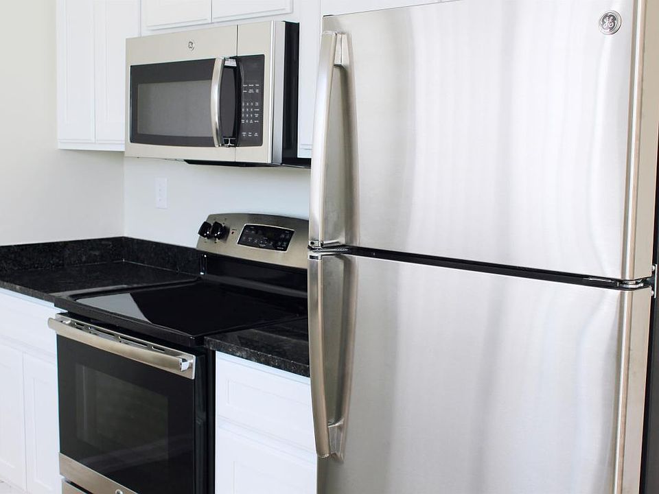 1st image of 153 Fox Hill Ln #153