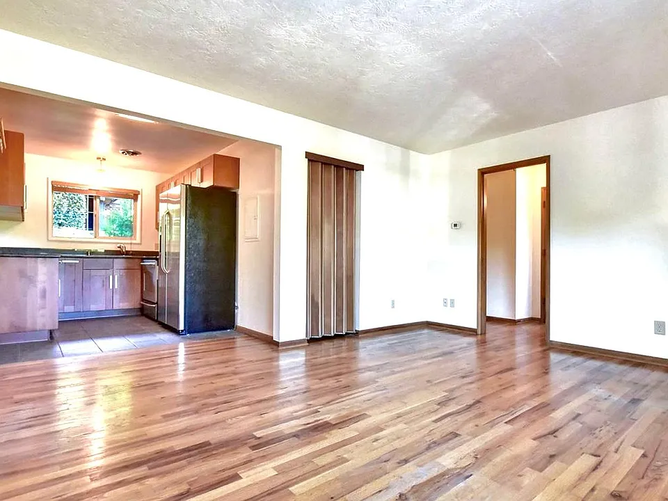 908 SW Gaines St #29