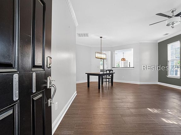 4th image of 100 9th Ave