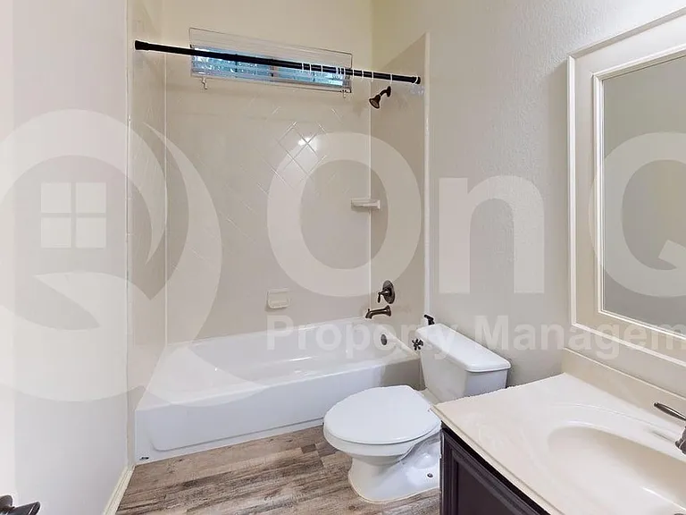 501 Lipizzan Ln — Photo 26