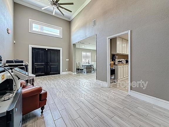 5th image of 1471 S Missouri Ave Unit D