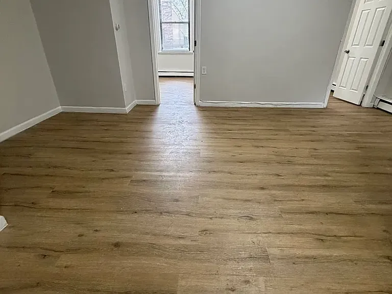 998 Broadway #2R — Photo 3