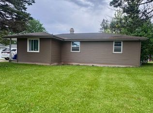 1105 Fay Ct, De Pere, WI 54115