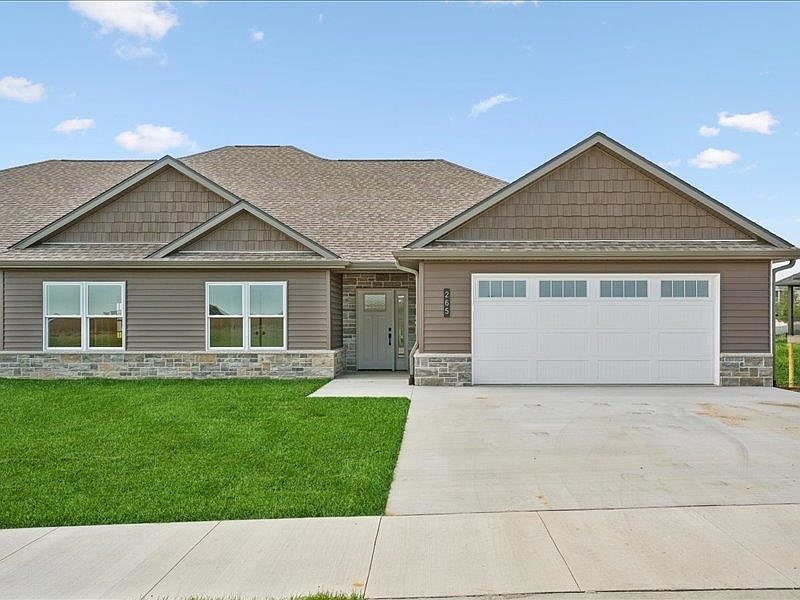 1st image of 265 Gavin Cir