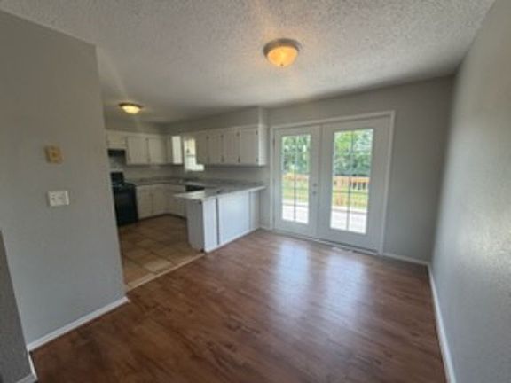 4th image of 20380 Simmons Rd