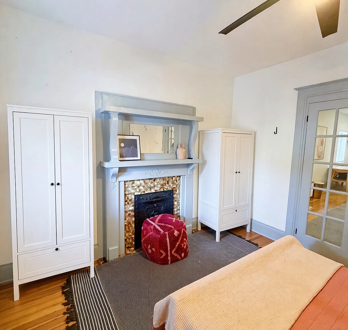 1 bed, 660 sqft, $2,300 — Photo 2