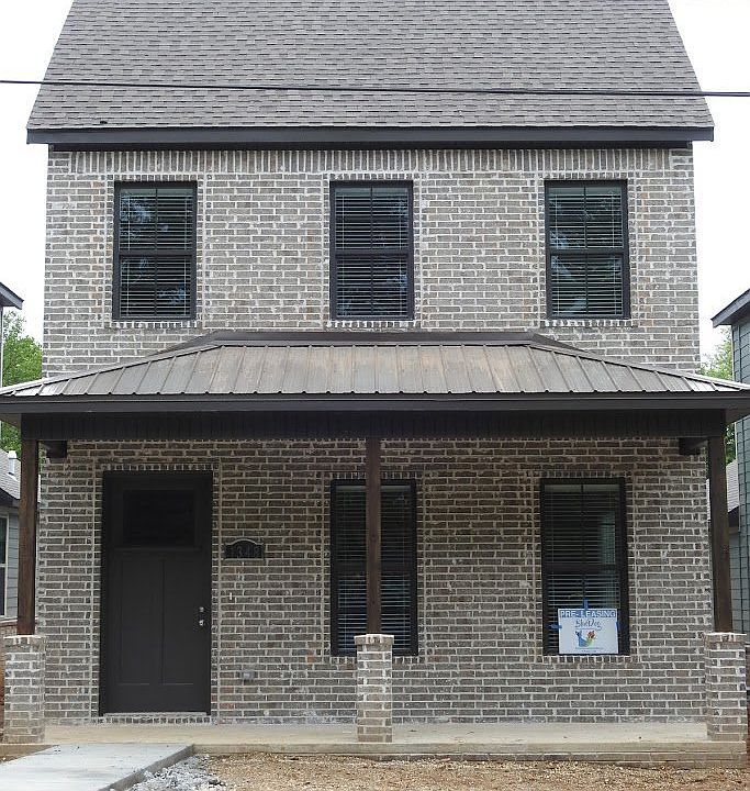 1st image of 1348 S College Ave