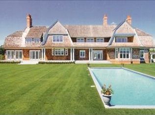 270 Deerfield Rd, Water Mill, NY 11976