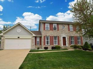967 Arlington Glen Dr, Fenton, MO