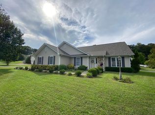 3305 Cedarmeade Dr, Roanoke, VA 24014