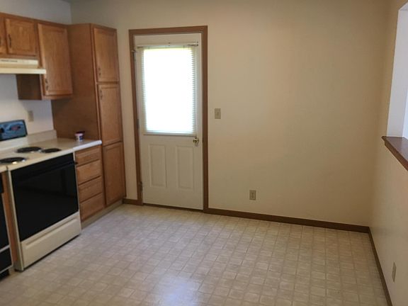 2nd image of 1369 6th Ave