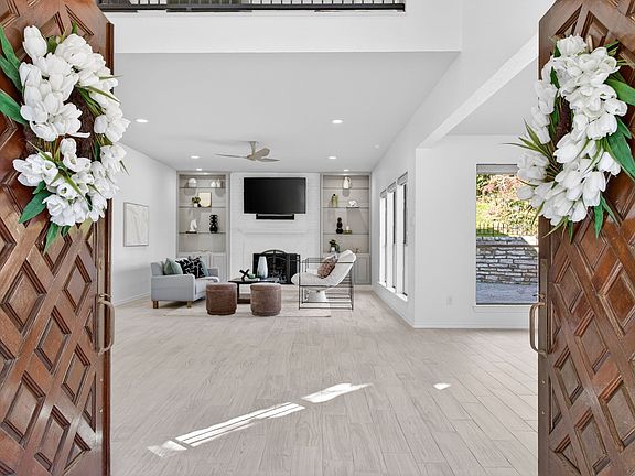 5th image of 4000 Inwood Rd