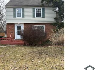 1499 Maplegrove Rd, South Euclid, OH 44121