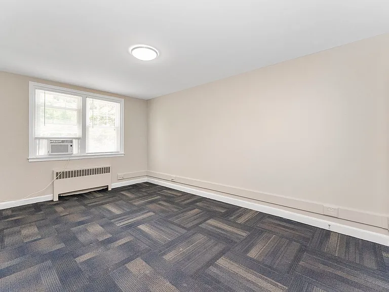 5346 Chew Ave - St. Teresa — Photo 17