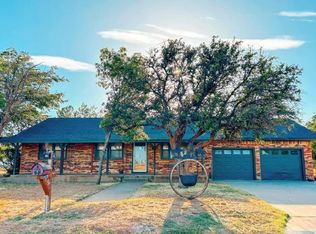 506 N Renfro St, Meadow, TX 79345