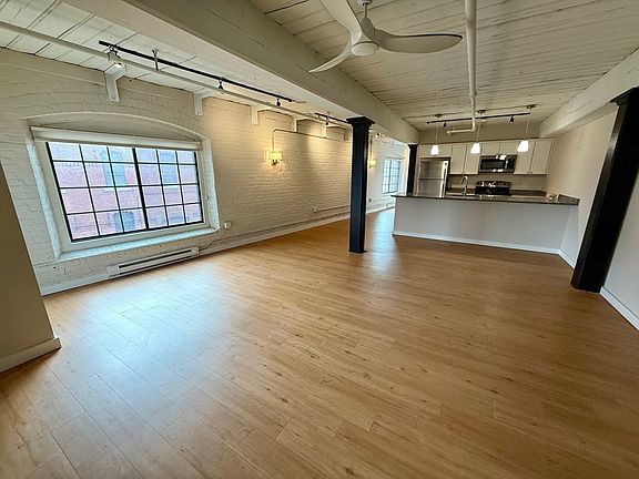 5th image of 55 Sterling St #208
