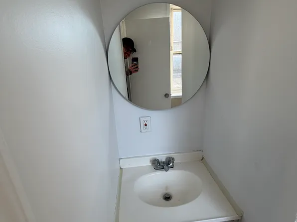 195 Parker Ave #5, Passaic, NJ 07055