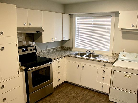 2nd image of 515 E Carlisle Ave APT 1