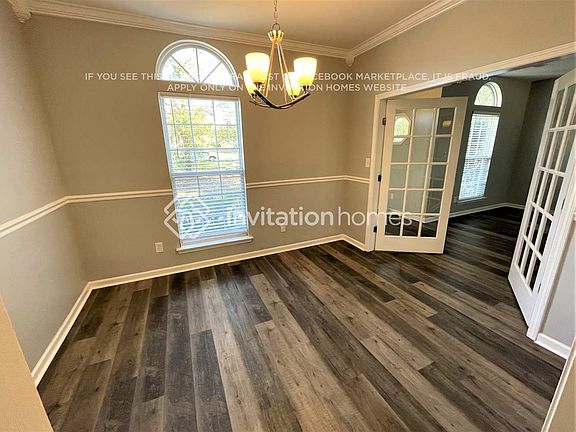 4th image of 9537 Green Apple Dr