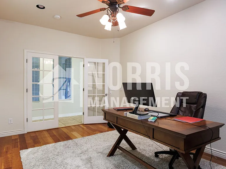 311 W Blue Lagoon Dr — Photo 13