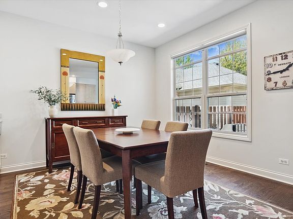 3rd image of 2612 Goldenrod Ln