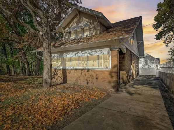 362 River Bluff Rd, Elgin, IL 60120