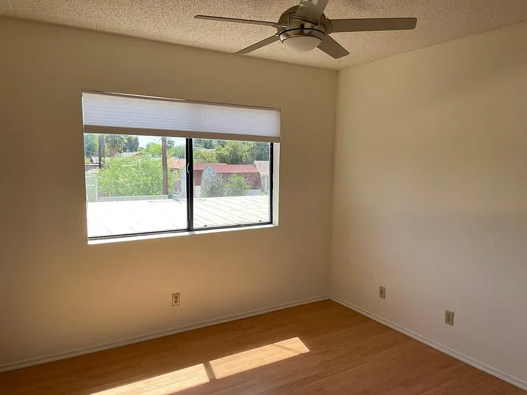 749 E Montebello Ave #232 — Photo 15