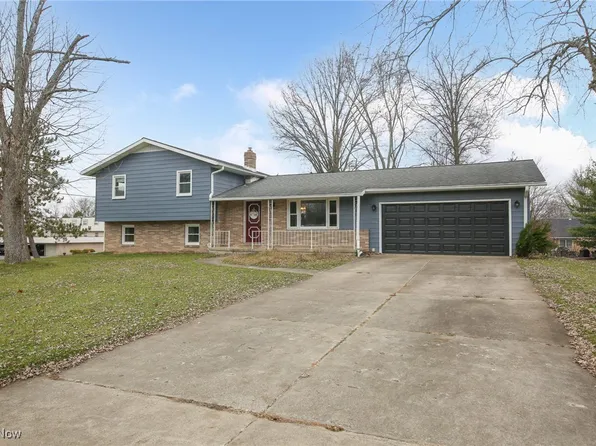 1681 Raywood Rd, Alliance, OH 44601