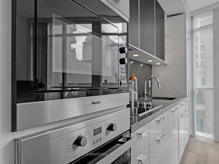 32 Davenport Rd #315 — Photo 10