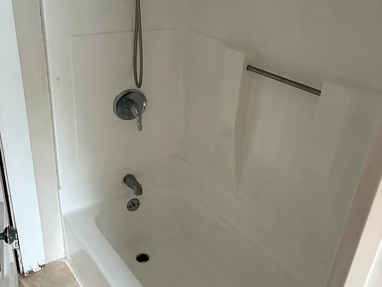 51 Elm St #3 — Photo 1