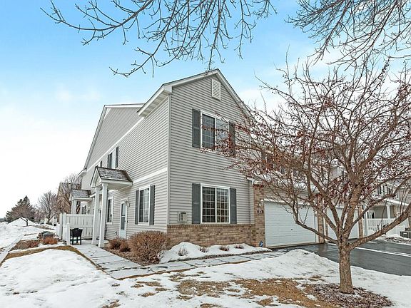 2nd image of 371 Frederick Cir #901
