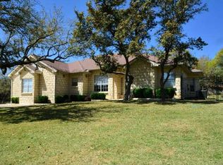 401 Shadywood Ln, Dripping Springs, TX 78620