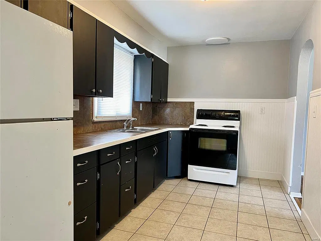 2 bed, 693 sqft, $1,025 — Photo 4