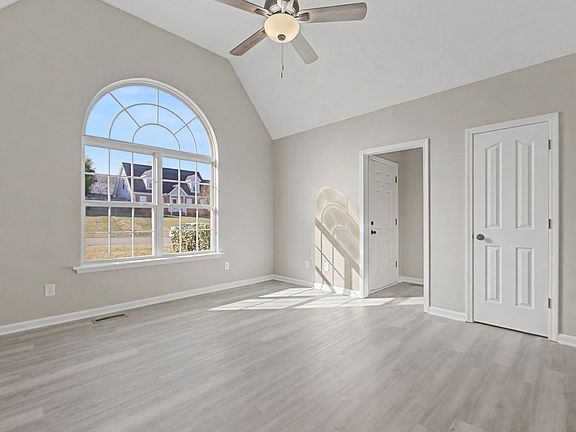 5th image of 411 Wooded Valley Ct