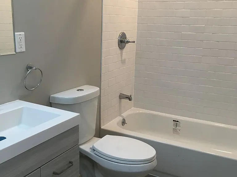 5222 W Girard Ave. — Photo 4