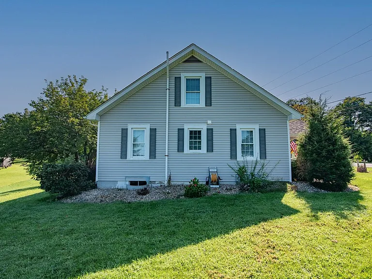 1231 Crume Rd — Photo 6