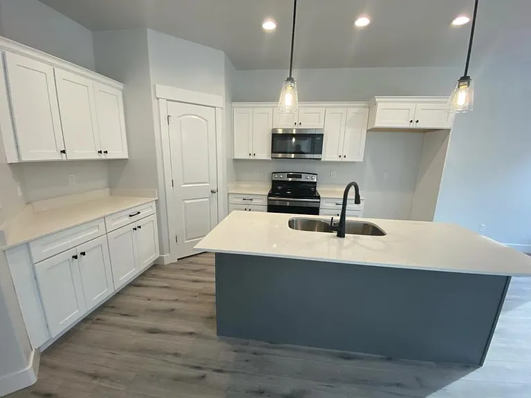 16214 S Truss Dr — Photo 3