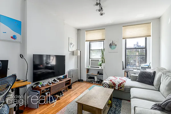 Rented by D'Andrea Craig Realty | media 1
