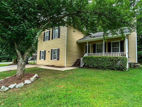 2nd image of 1081 Providence Way