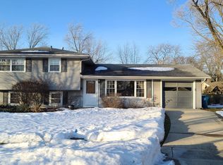 432 Case Ct, Schaumburg, IL 60193