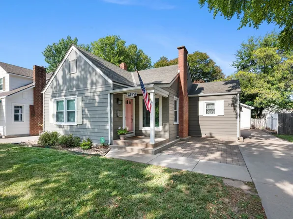 131 S Bleckley Dr, Wichita, KS 67218
