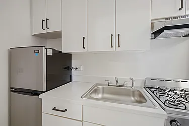 Rented by Cooper & Cooper Real Estate