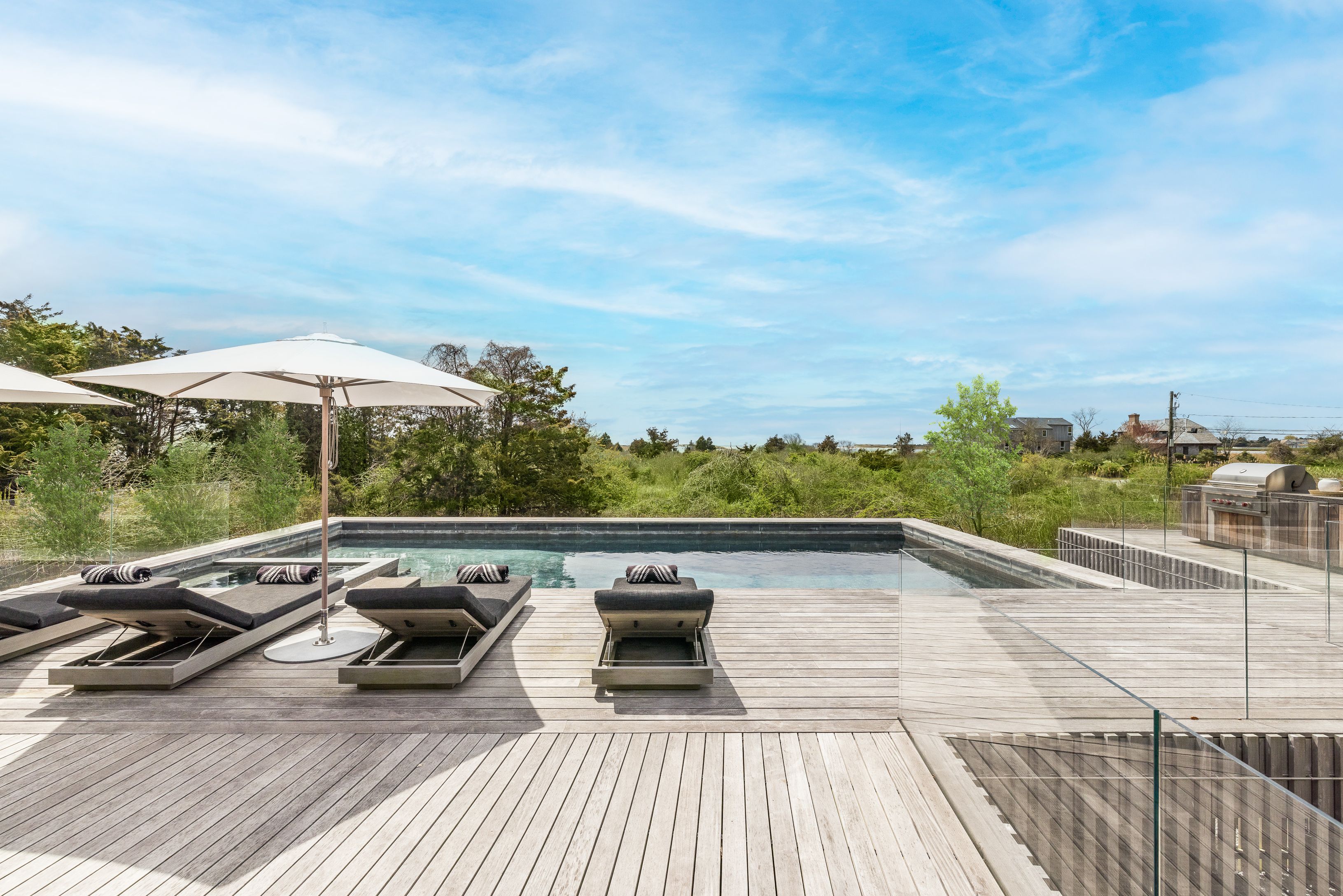 139 Seascape Ln, Sagaponack, NY 11962 Out East