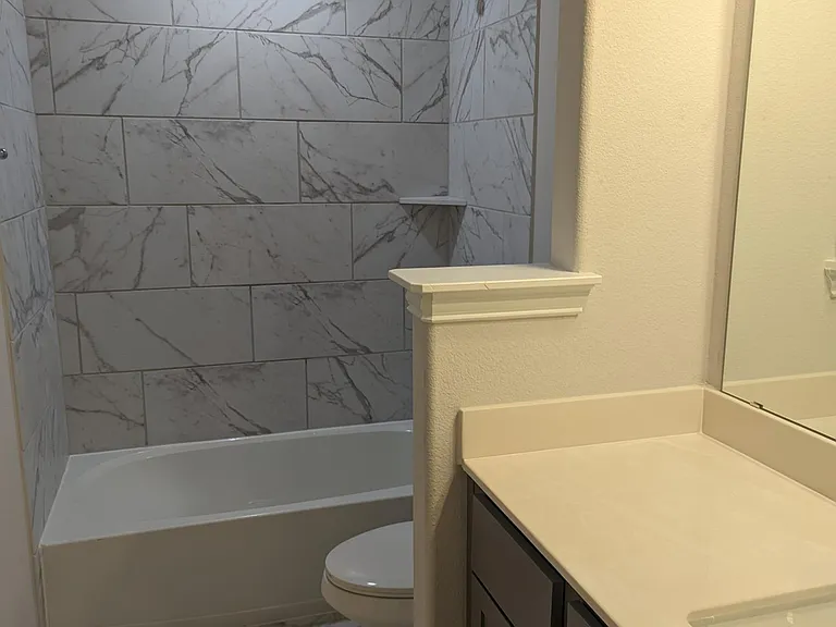 2205 Peters Colony Dr — Photo 5