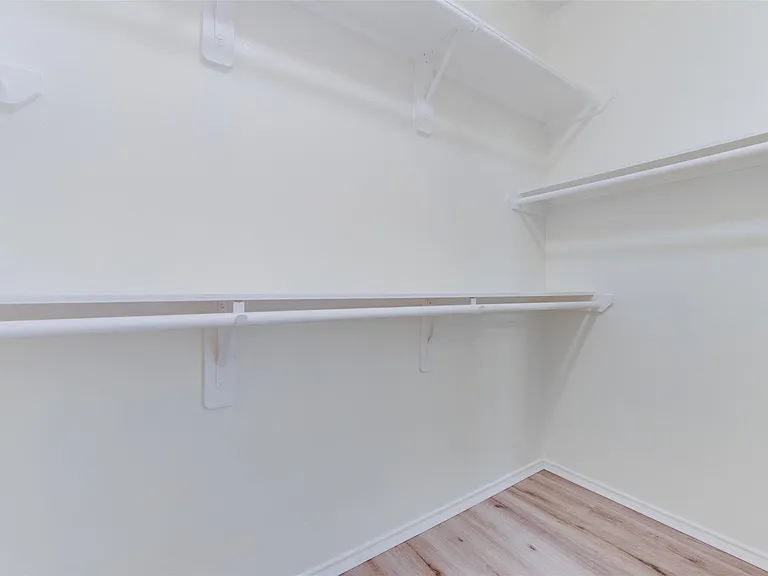 5918 Laramie River Ct — Photo 22