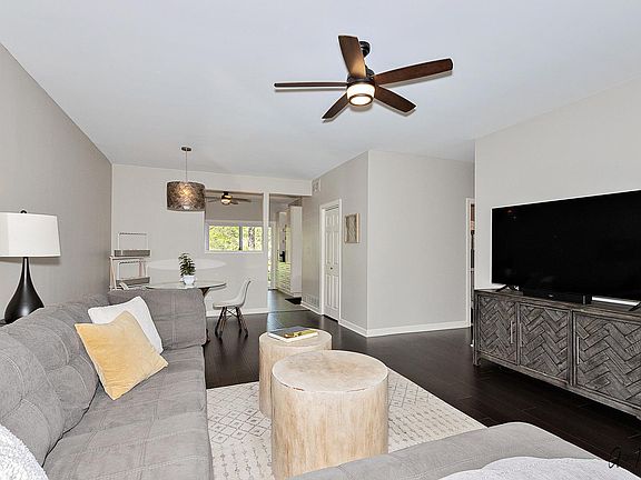 5th image of 1255 Thomas Dr Unit 1255